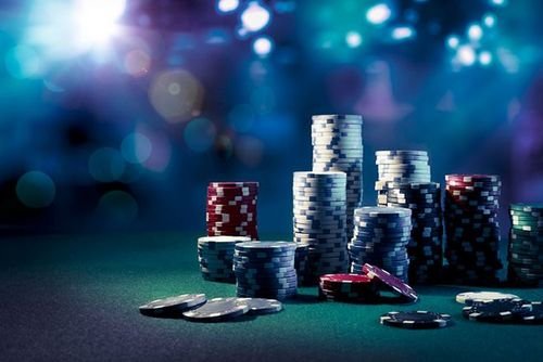 Tampilan grid Mahjong Ways di aplikasi mobile dinastoto dengan simbol ubin mahjong dan tombol spin yang jelas